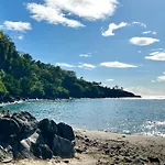Petite Maison Petit-Anse Bouillante